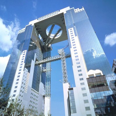 新梅田シティ