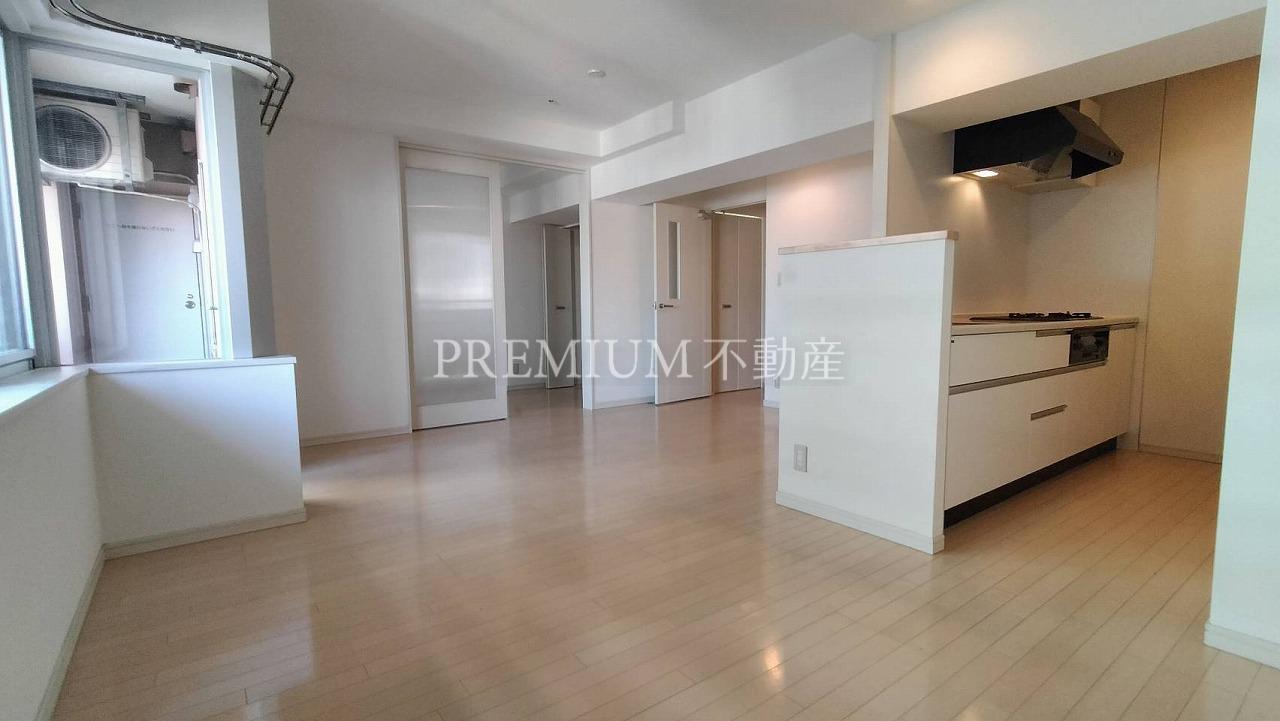 クロスレジデンス大阪新町 13階 1LDKの紹介画像1